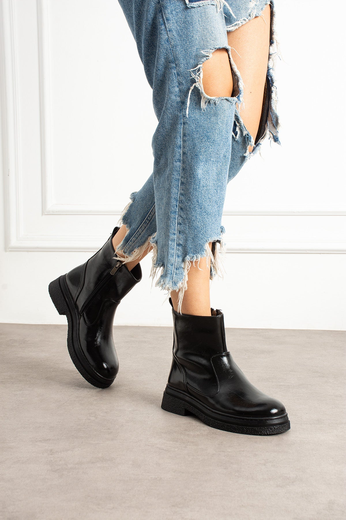 Arden Kadın Kahverengi Rugan Fermuarlı Bot Melodi Ayakkabı