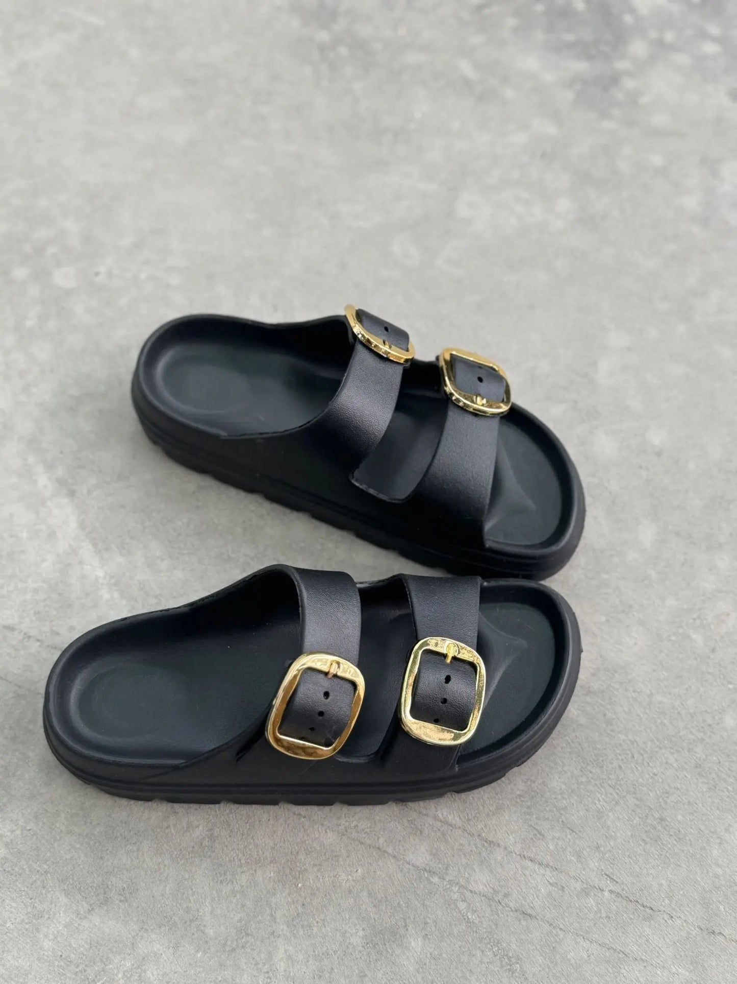 LOVİTA ŞIK PLAJ GÜNLÜK RAHAT TERLİK Melodiayakkabı