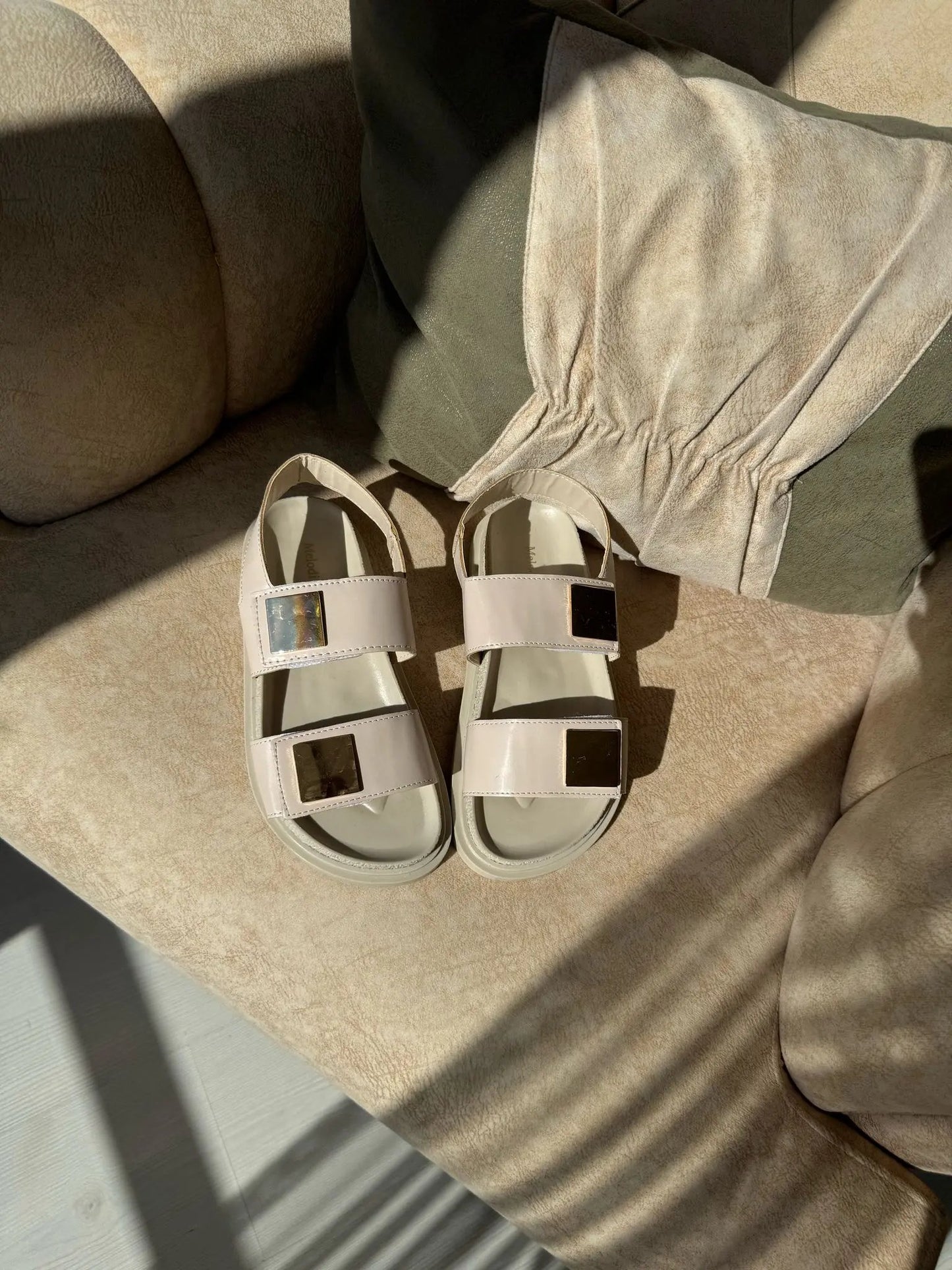 Verona Sandalet Rahat Cırtlı Melodi Ayakkabı