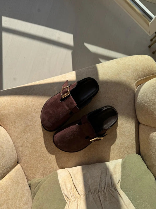 Lumi El Siyah Yapımı Kadın Önü Kapalı Toka Detaylı Kadın Terlik – Günlük Şıklık ve Konfor Melodiayakkabı