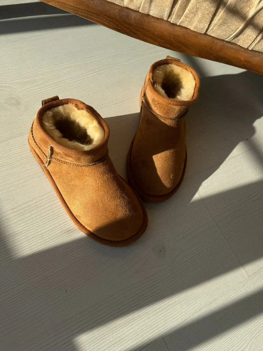 Mini Alçak Taban Süet İçi Kürklü Kadın Bot Melodi Ayakkabı