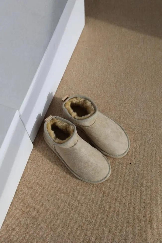 Mini Alçak Taban Süet İçi Kürklü Kadın Bot Melodi Ayakkabı