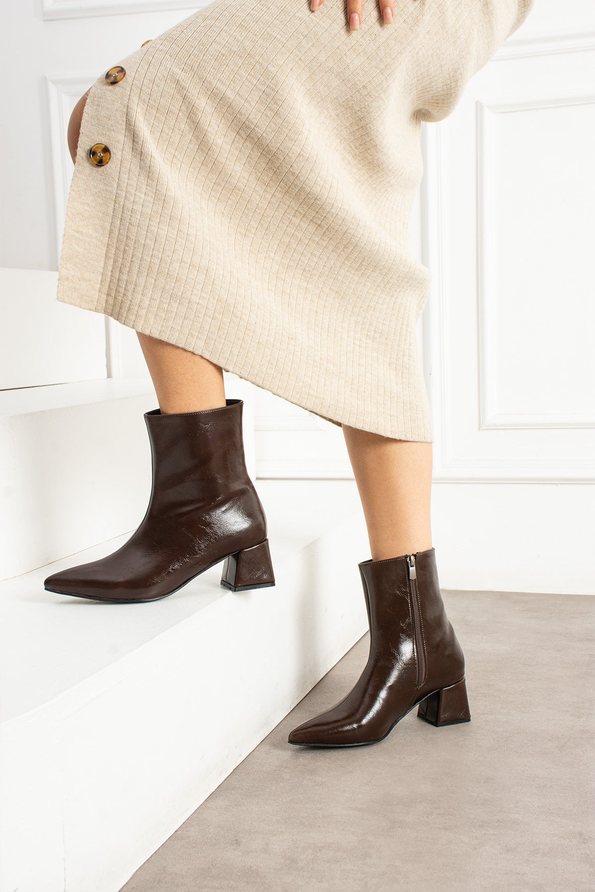 Vera Kadın Sivri Burun Kalın Topuklu Bot - KAHVE Melodi Ayakkabı