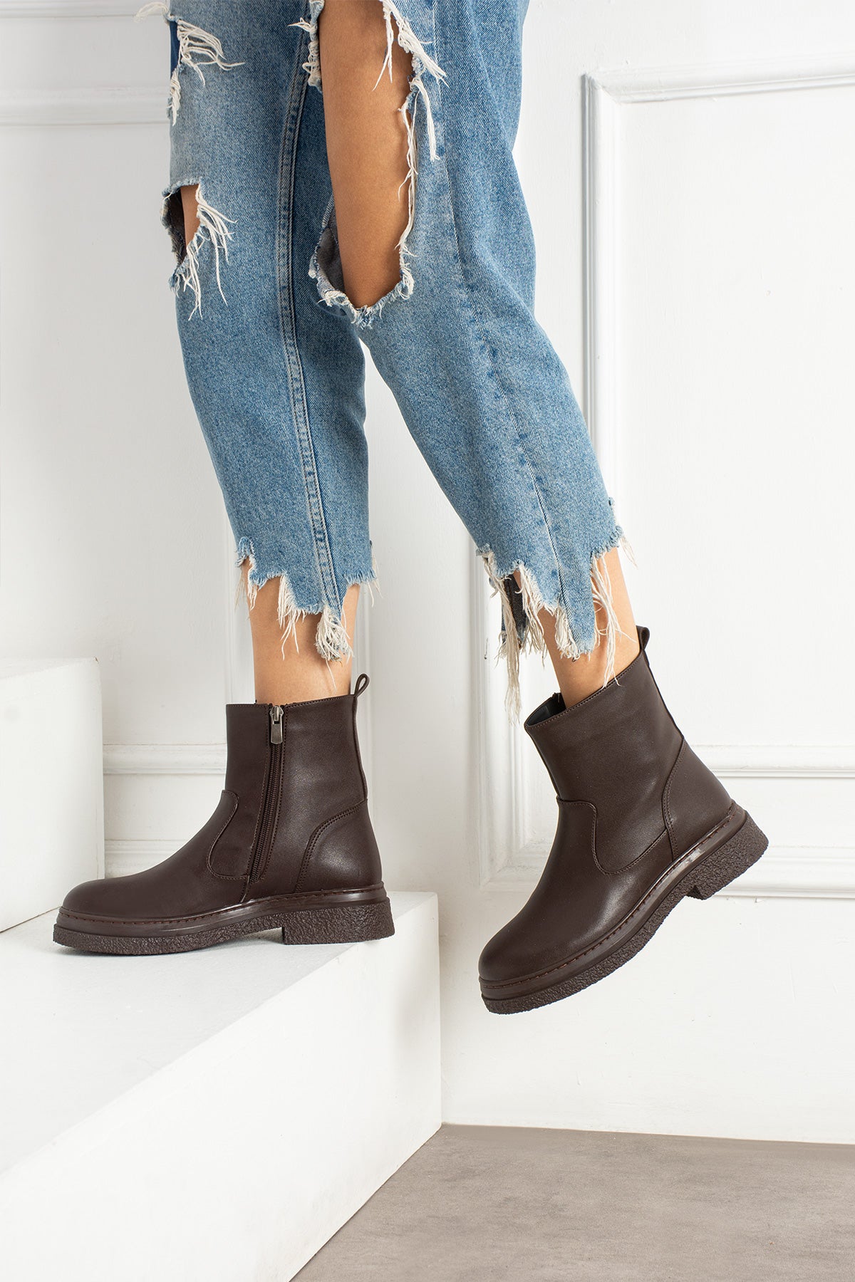 Arden Kadın Kahverengi Fermuarlı Bot Melodi Ayakkabı