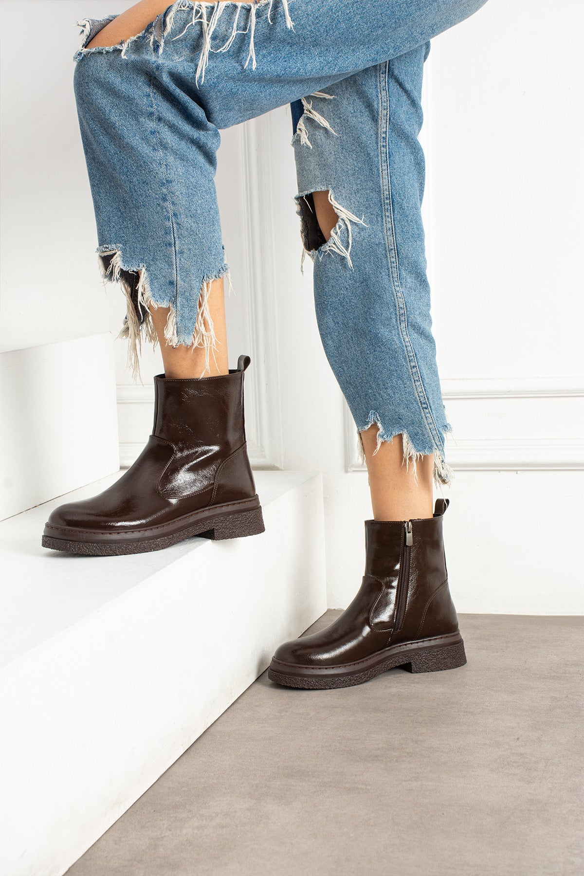 Arden Kadın Kahverengi Rugan  Fermuarlı Bot Melodi Ayakkabı