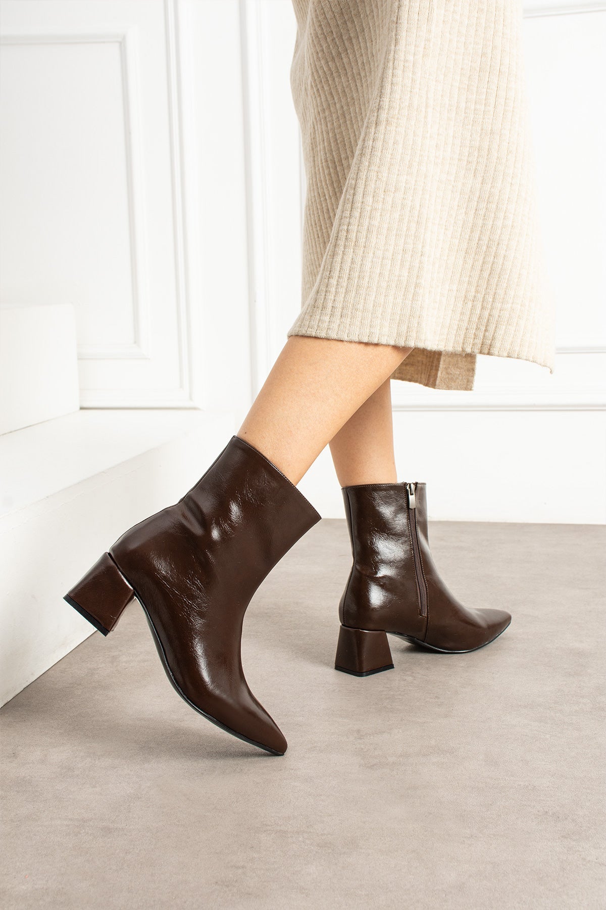Vera Kadın Sivri Burun Kalın Topuklu Bot - KAHVE Melodi Ayakkabı