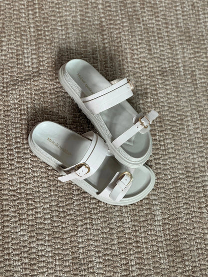 Lavinia Kadın Çift Tokalı Rahat Terlik – Günlük Yazlık Trend Terlik Melodiayakkabı