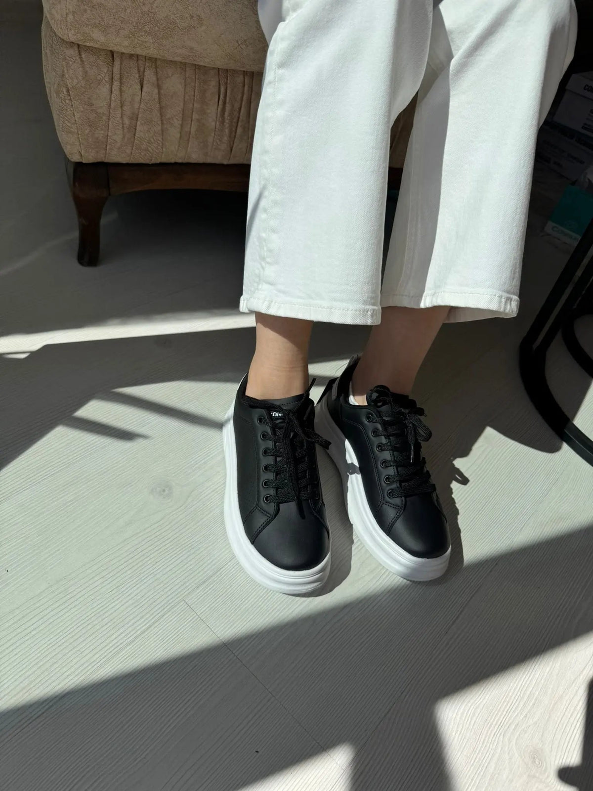 Fray Siyah Beyaz Günlük Spor Sneakers Melodi Ayakkabı