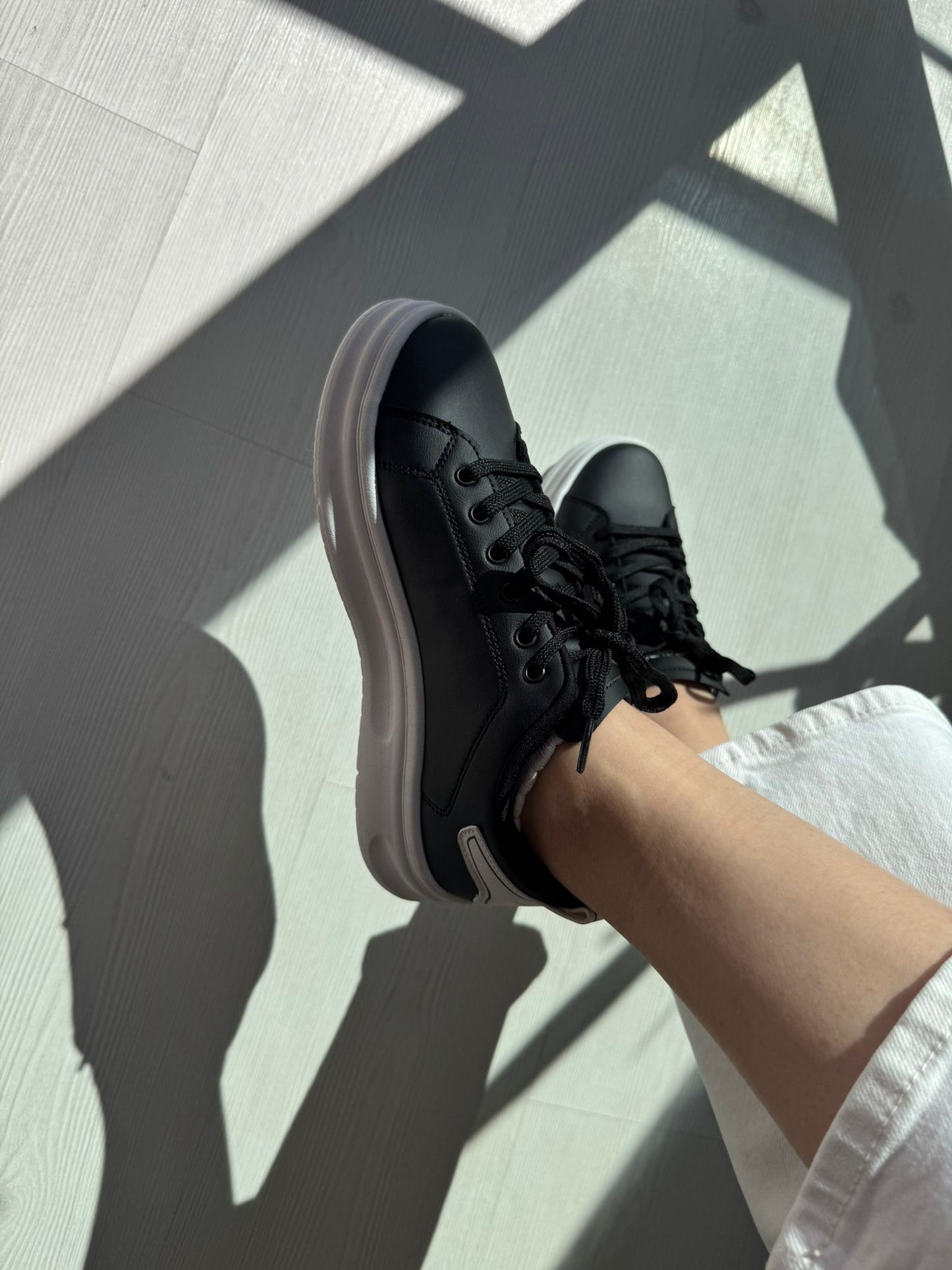 Fray Siyah Beyaz Günlük Spor Sneakers