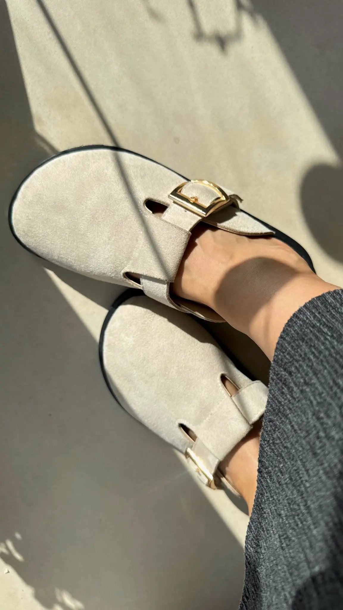 Melodi Ayakkabı Lumi El Yapımı Bej Tokalı Kadın Terlik – Günlük Şıklık ve Konfor Melodiayakkabı