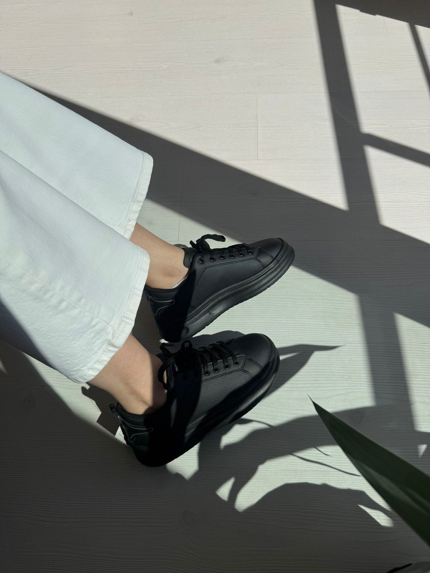Fray SimSiyah Günlük Spor Sneakers