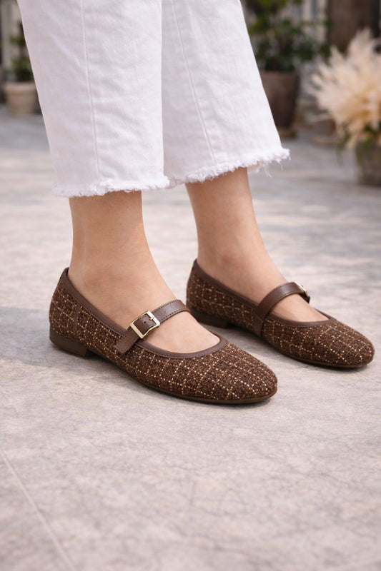 Kadın Kahverengi Simli Detaylı Günlük Rahat Babet Ayakkabı
