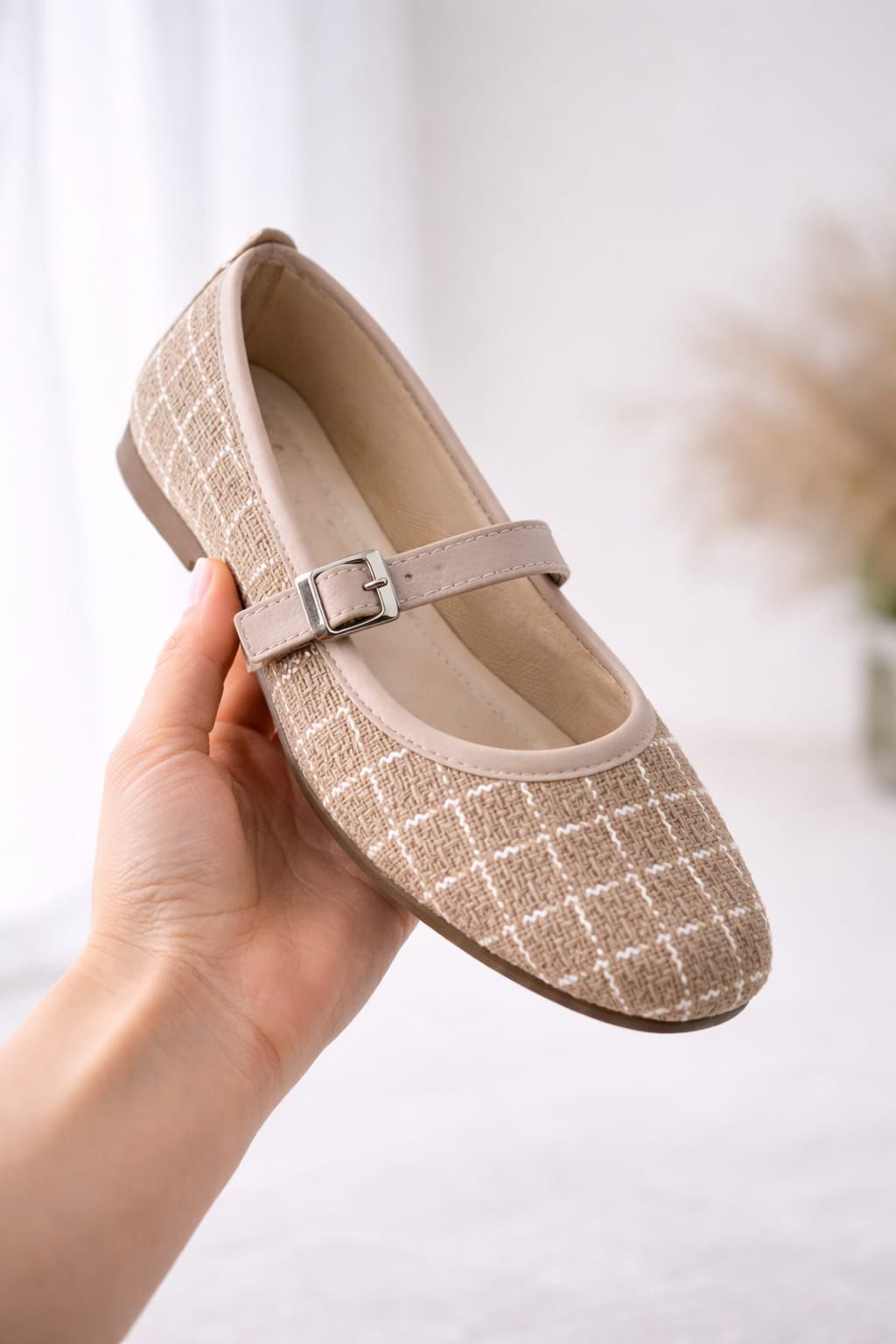 Kadın Bej Simli Dokulu Tokalı Günlük Rahat Babet Ayakkabı